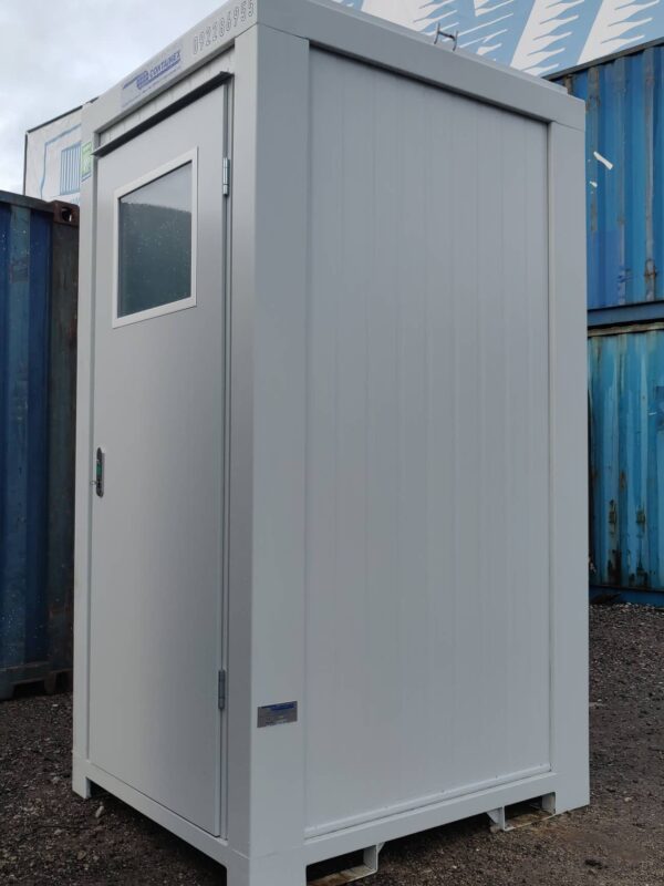 Outdoor toilet insulated 1200×1400